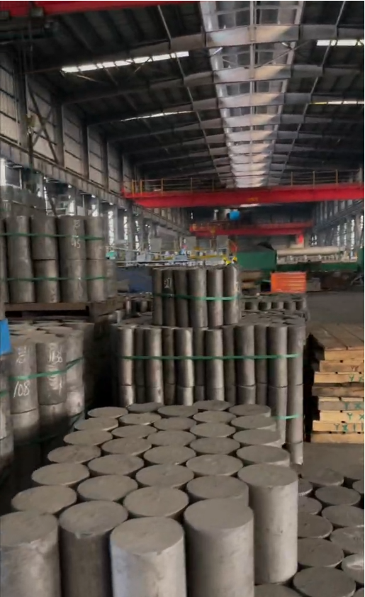 Graphite Column